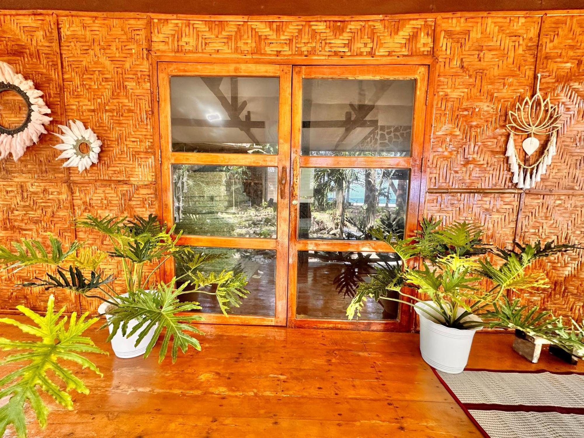 Playa Del Fuego Camiguin Beach Hostel & Resort マンバヤオ エクステリア 写真