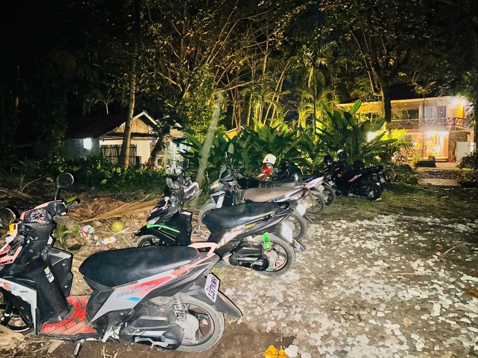 Playa Del Fuego Camiguin Beach Hostel & Resort マンバヤオ エクステリア 写真
