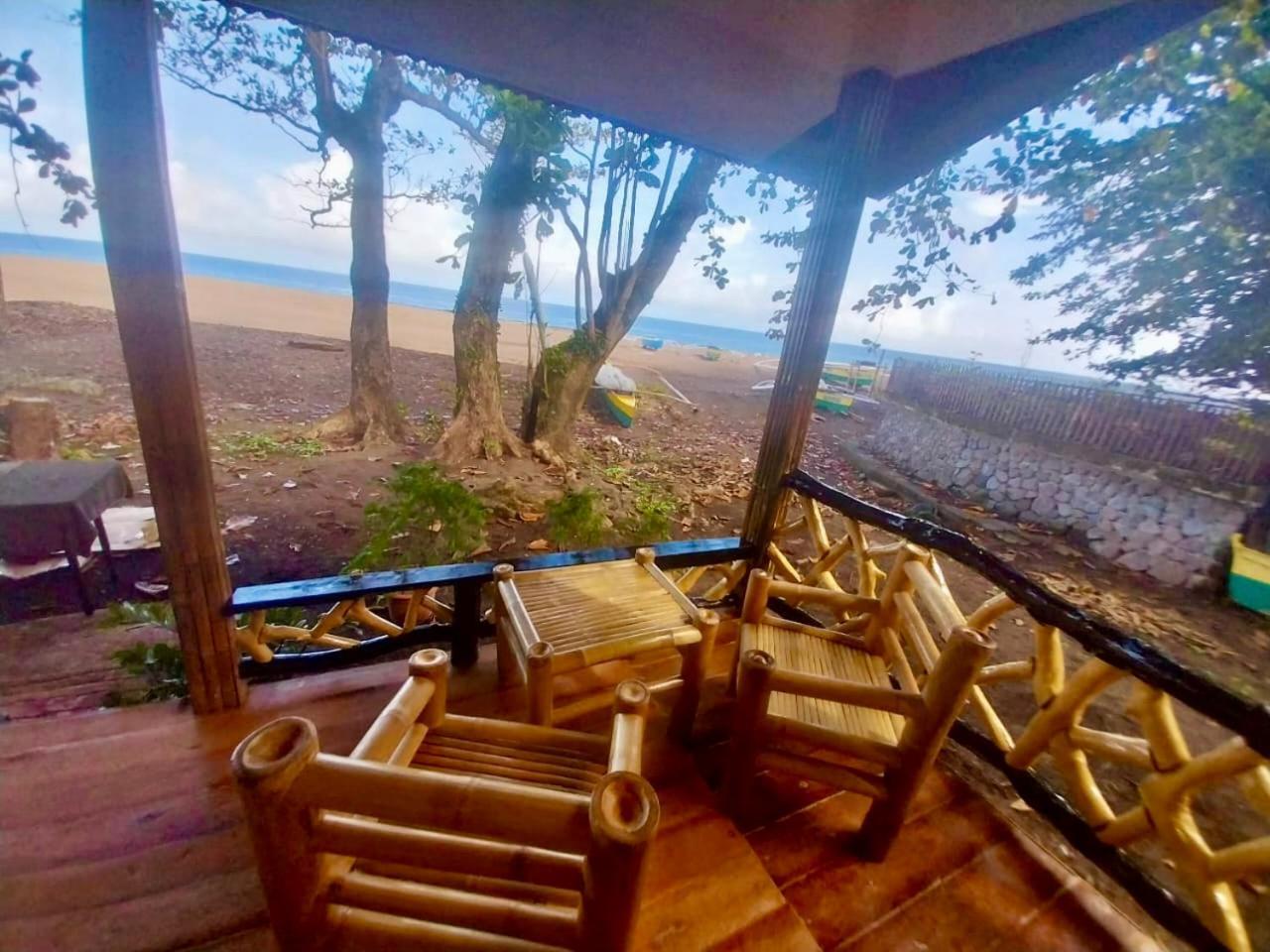 Playa Del Fuego Camiguin Beach Hostel & Resort マンバヤオ エクステリア 写真