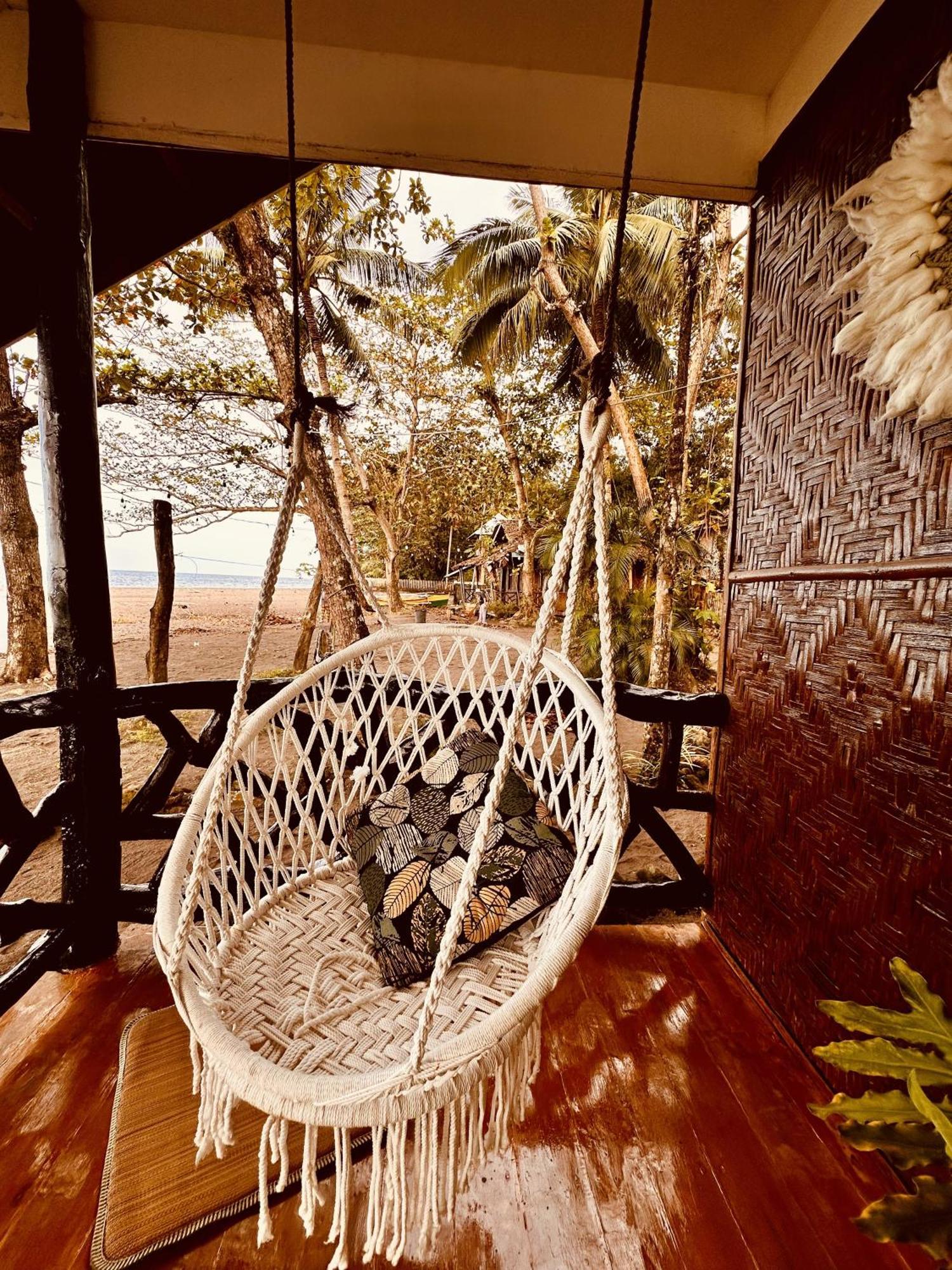 Playa Del Fuego Camiguin Beach Hostel & Resort マンバヤオ エクステリア 写真