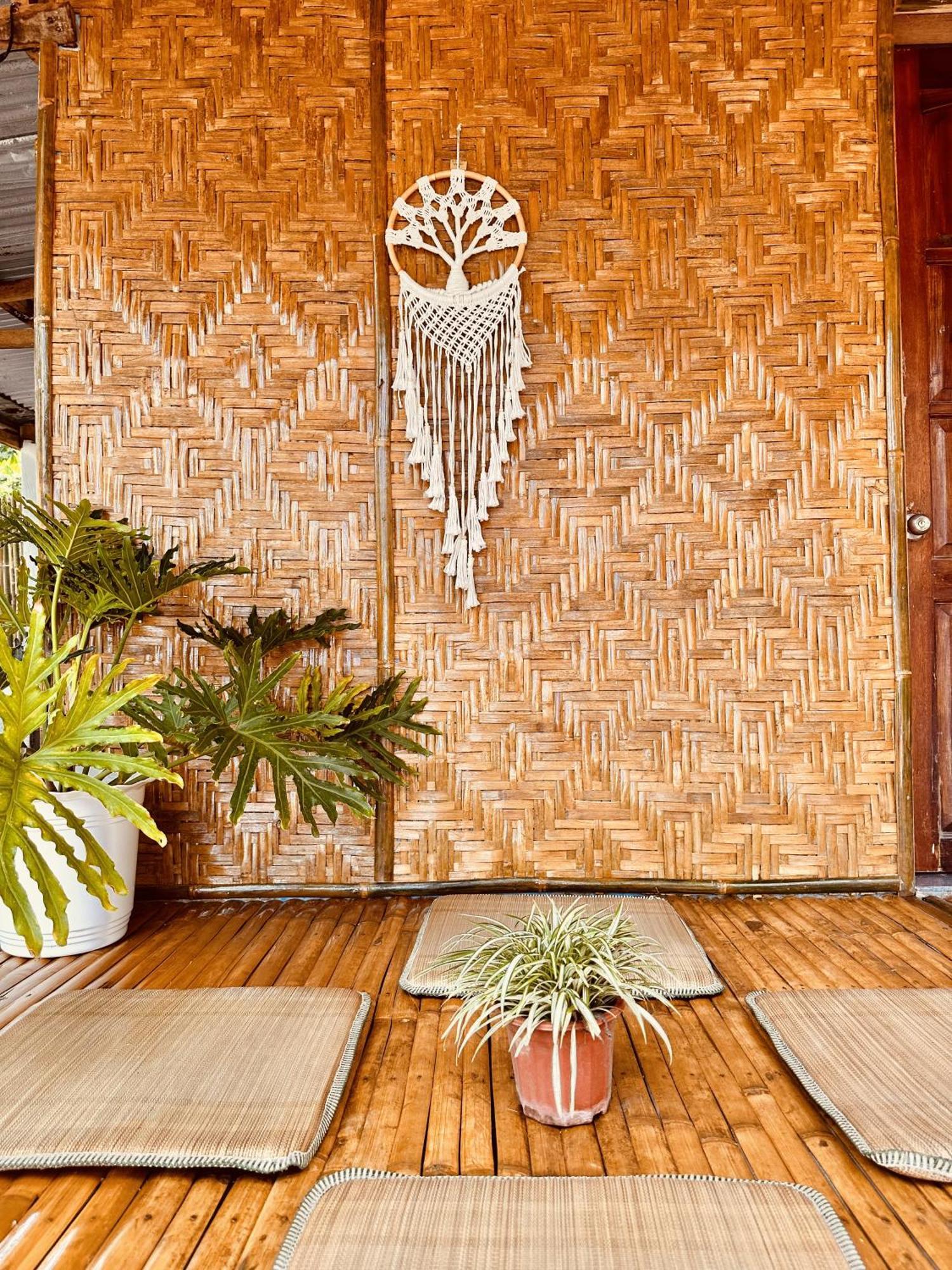 Playa Del Fuego Camiguin Beach Hostel & Resort マンバヤオ エクステリア 写真